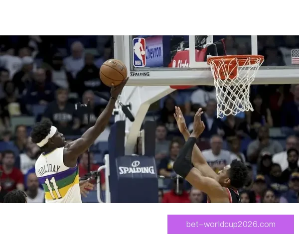 霍勒迪12助攻零失误创队史纪录成为开拓者最年长球员